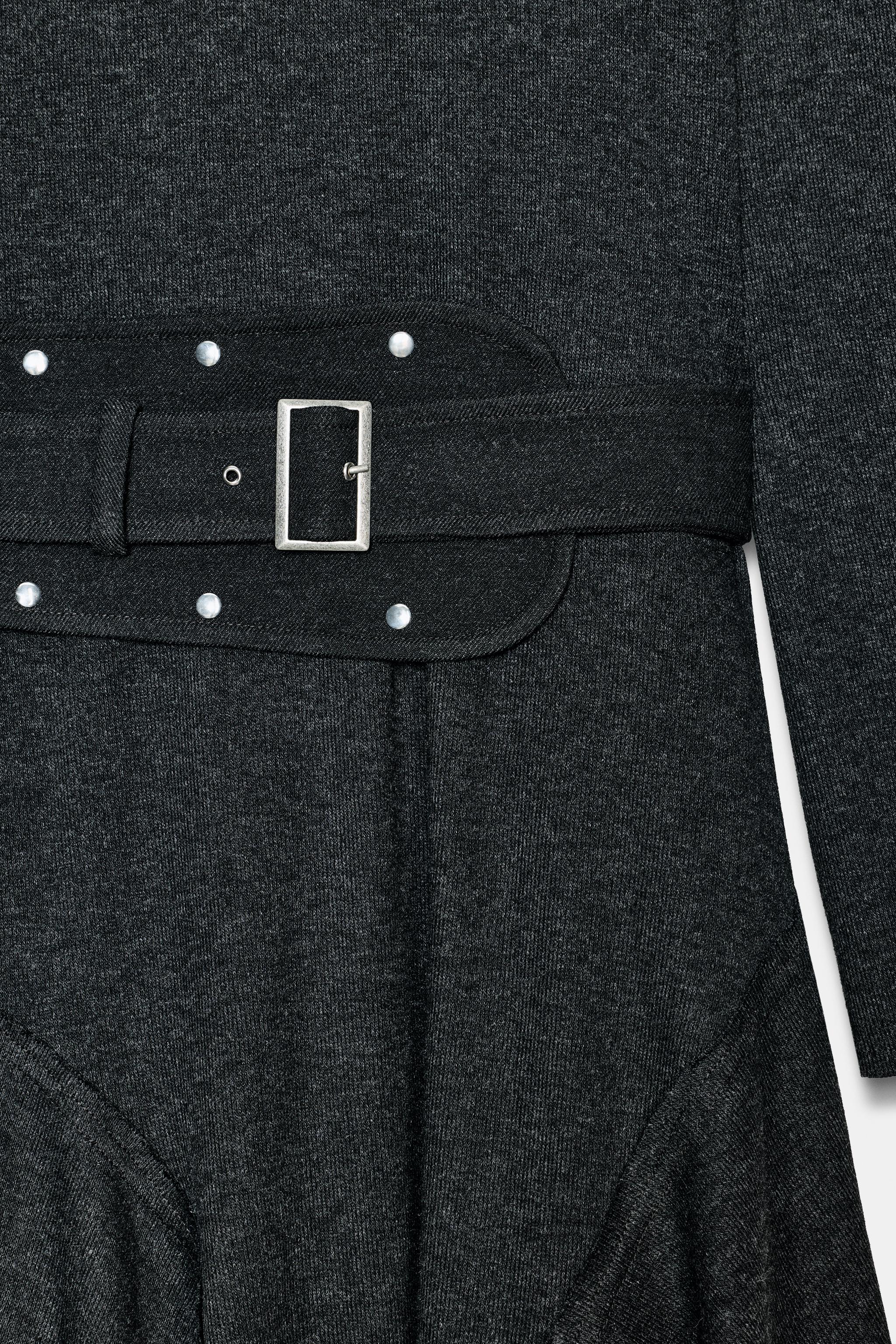 ROBE MI-LONGUE ASYMÉTRIQUE